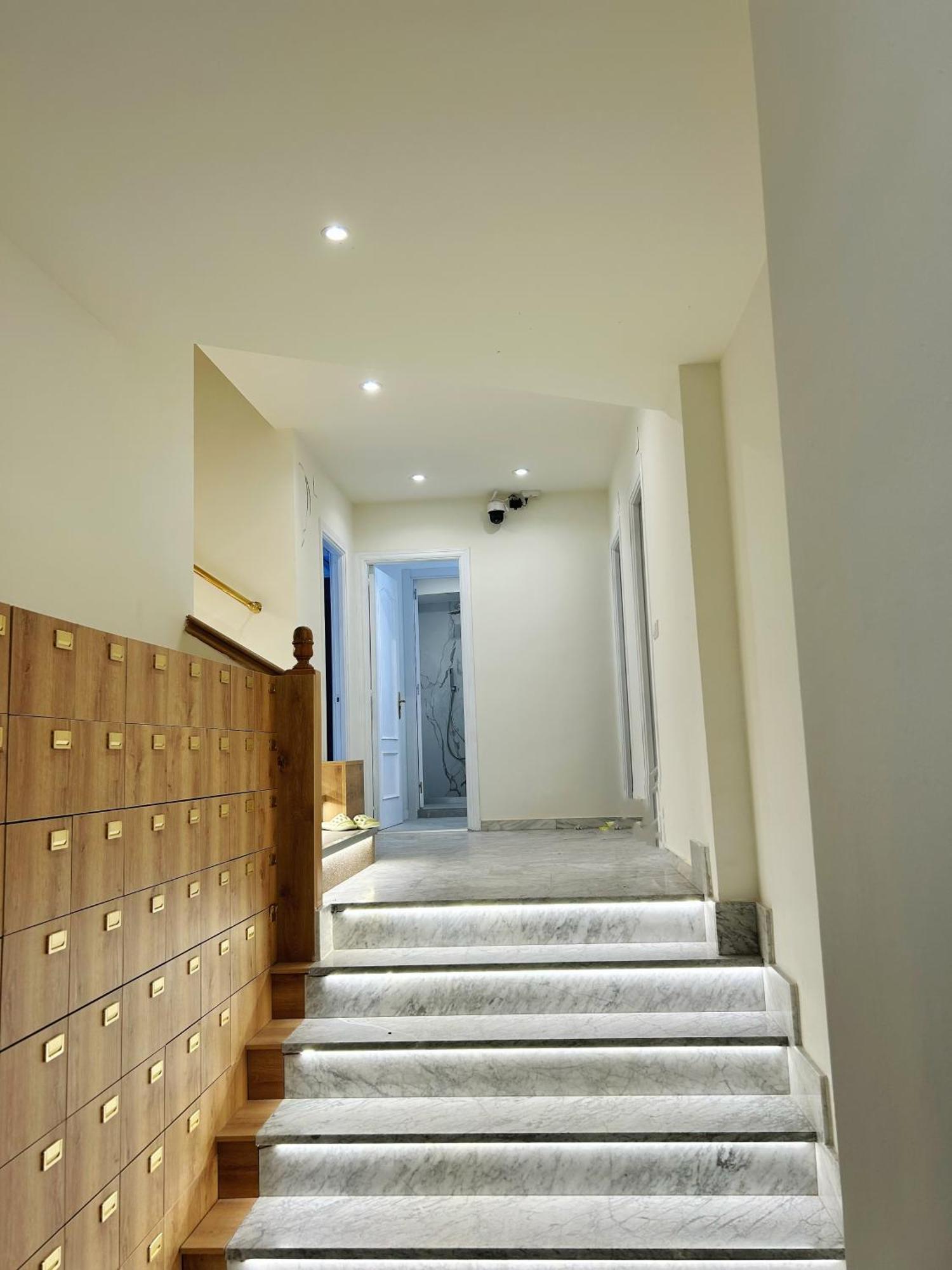 Unplan Hostel Madrid Exterior foto